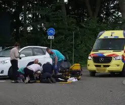 Fietser aangereden, autoruit kapot