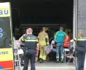 Persoon raakt zwaargewond bij bedrijfsongeval