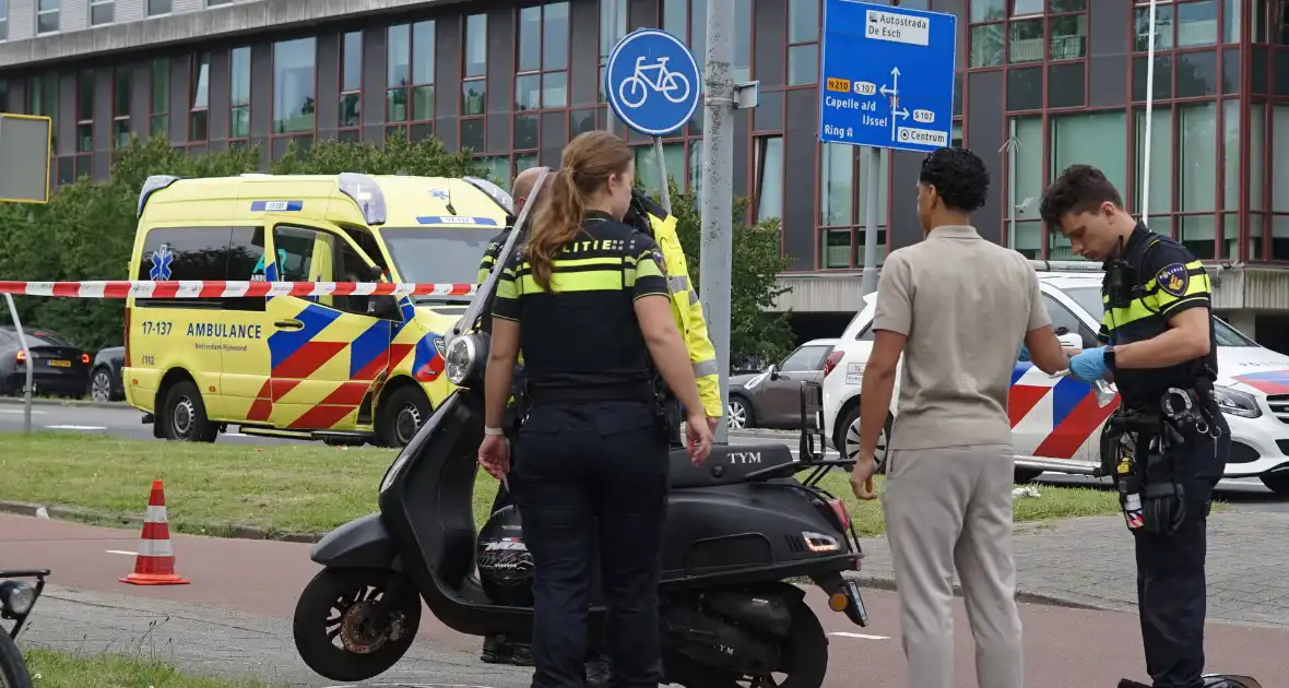 Traumateam ingezet voor ongeval met scooter - Foto 3