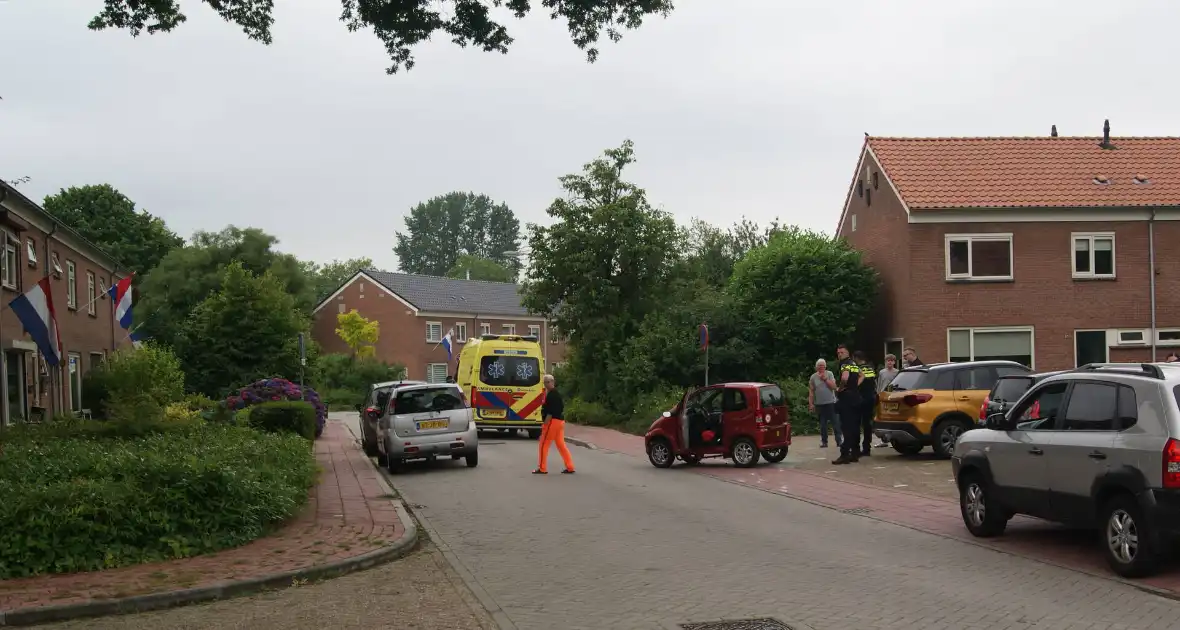 Schade en gewonden bij ongeval met brommobiel - Foto 8