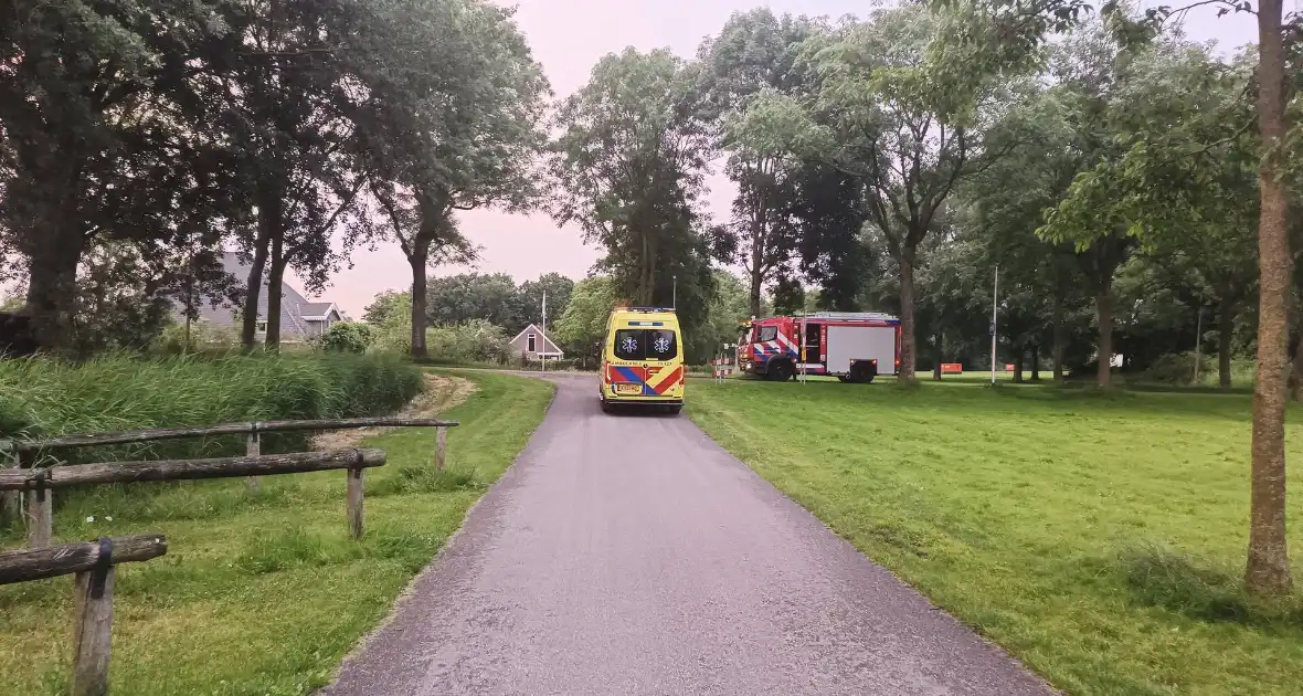 Veel hulpdiensten aanwezig voor incident op fietsbad bij zwembad