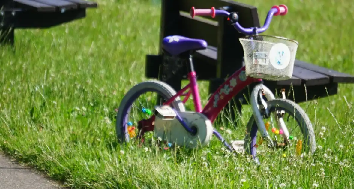 Kinderfiets aangetroffen bij steiger, hulpdiensten aanwezig - Foto 6