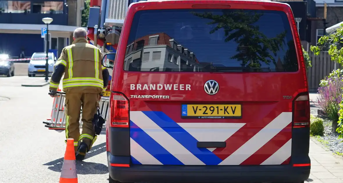 Supermarkt ontruimd na meldingen van duizeligheid en misselijkheid - Foto 3