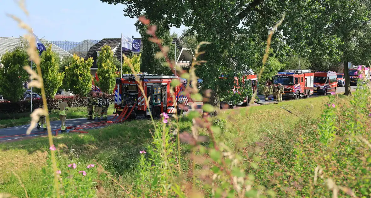 Zeer grote brand veroorzaakt veel rookontwikkeling - Foto 7