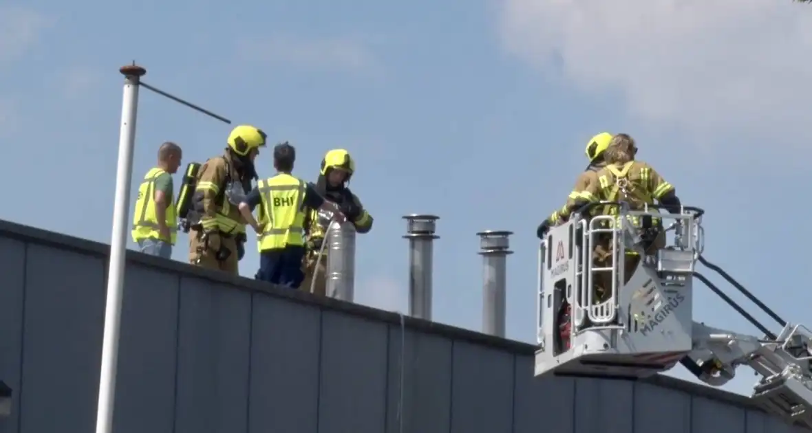 Brandweer controleert rookontwikkeling bij popcornfabriek - Foto 9