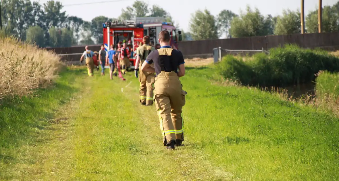 Middelbrand na bermbrand langs spoor - Foto 4