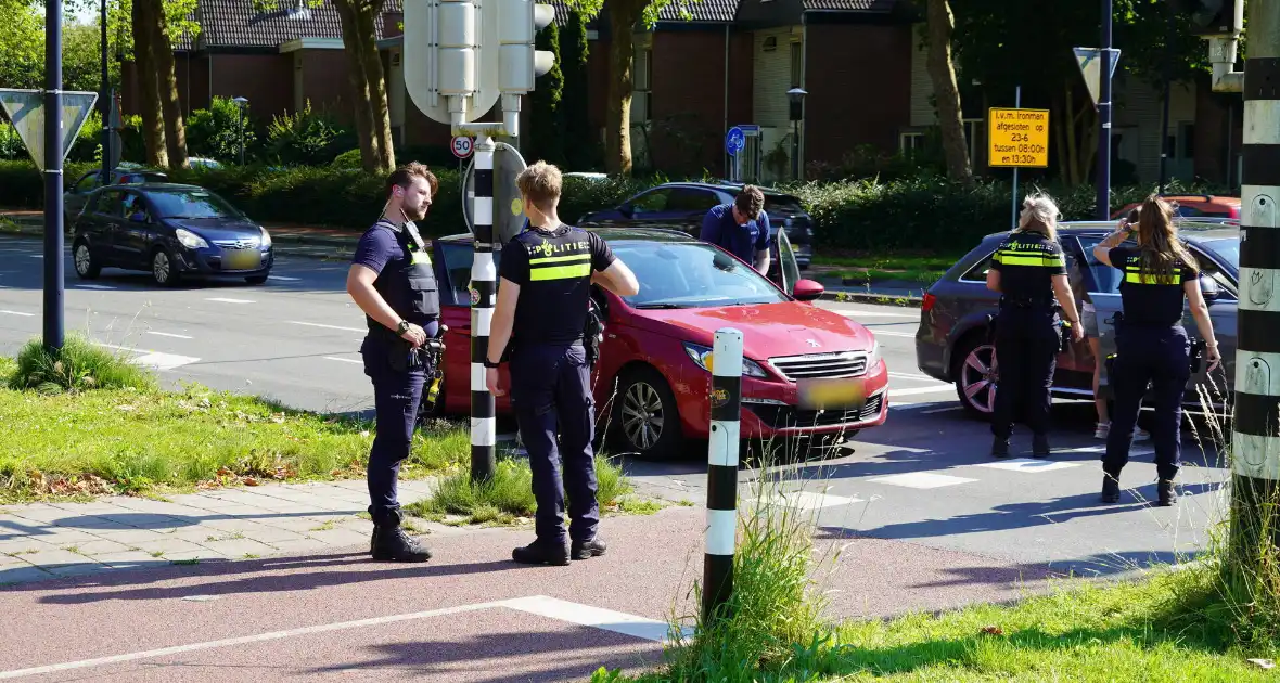 Scooterrijder gewond bij aanrijding op oversteekplaats - Foto 4