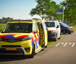 Fietser gewond bij ongeval met bestelbus