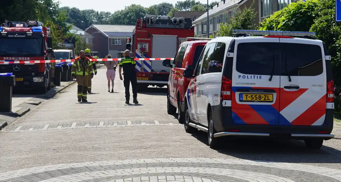 Gasleiding geraakt tijdens graafwerkzaamheden, woningen ontruimd - Foto 1