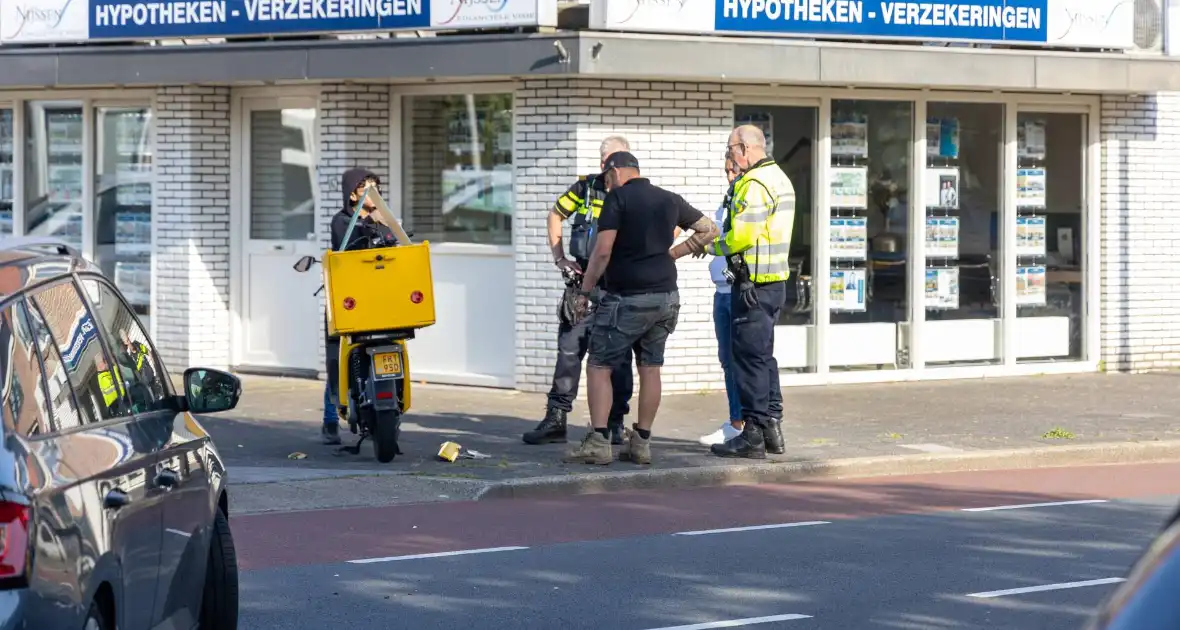 Pizzabezorger gewond bij aanrijding met bestelbus - Foto 4