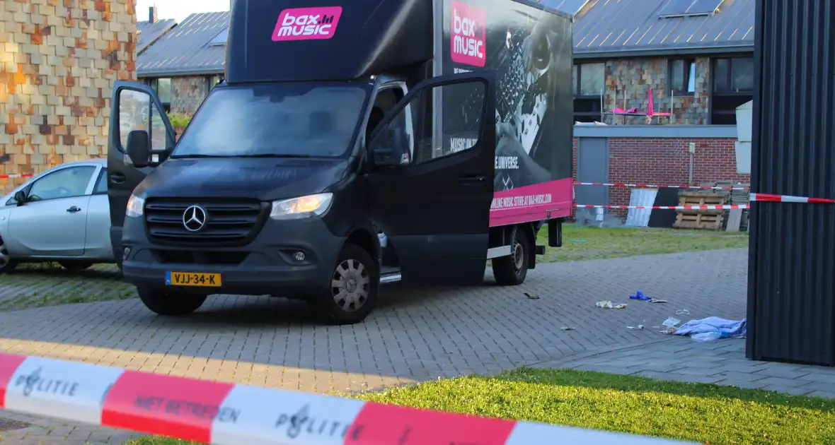 Persoon ernstig gewond geraakt bij schietpartij - Foto 1