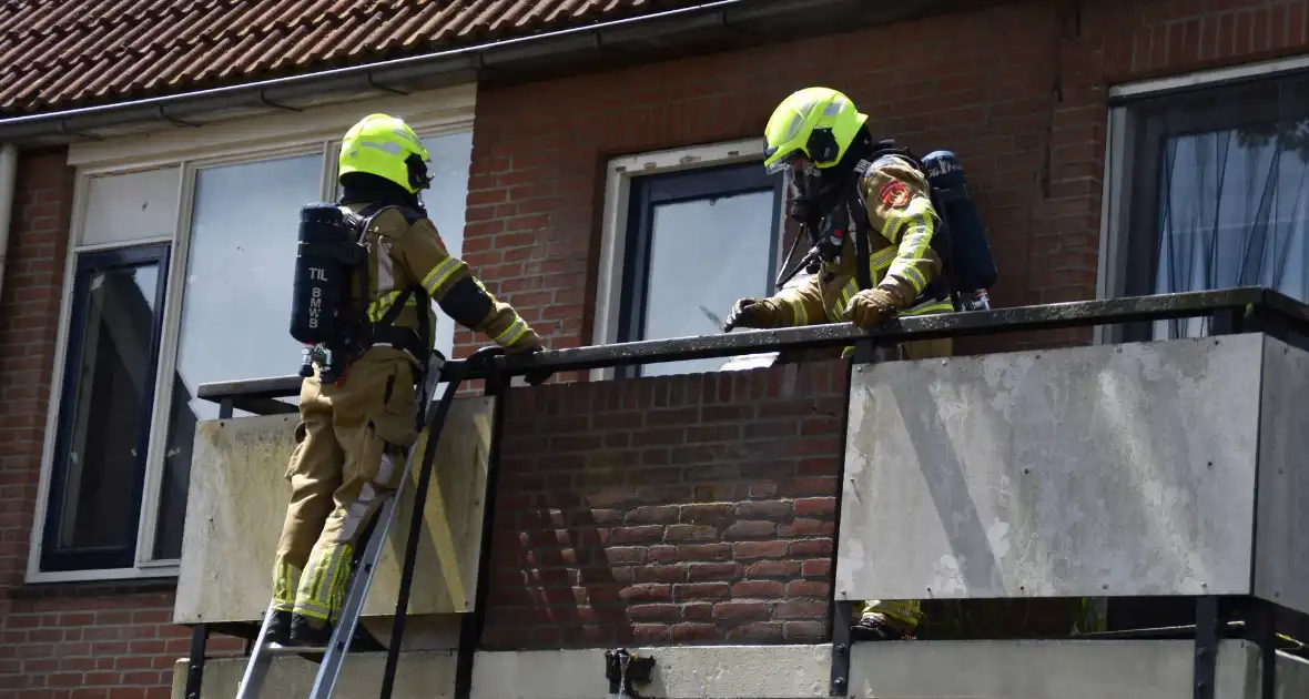 Airco unit op balkon vliegt in brand - Foto 3