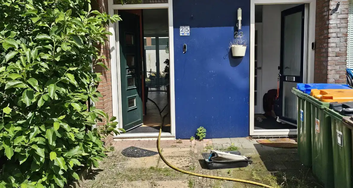 Brandweer forceert voordeur wegens brand