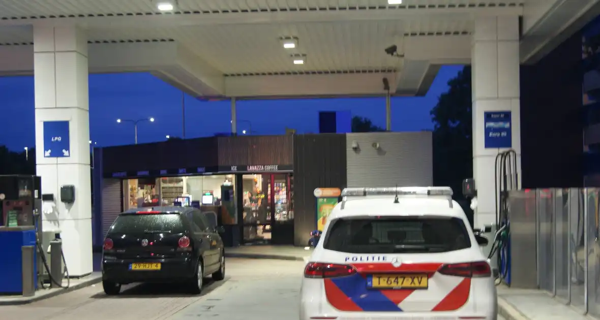Politie zoekt dader(s) na overval op tankstation
