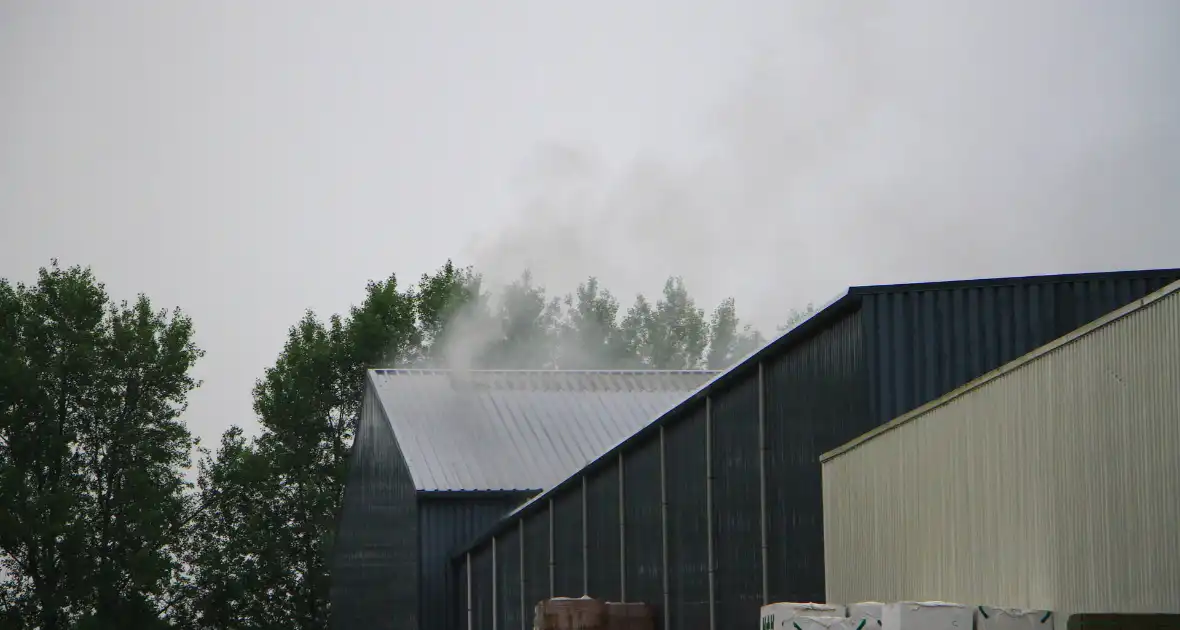 Veel rook- en stankoverlast door brand bij afvalverwerker - Foto 3
