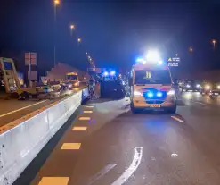 Aanrijding tussen een personenauto en een pijlwagen