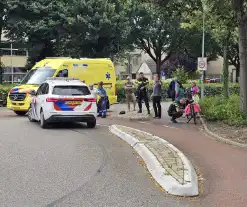 Fietser aangereden door automobilist op rotonde