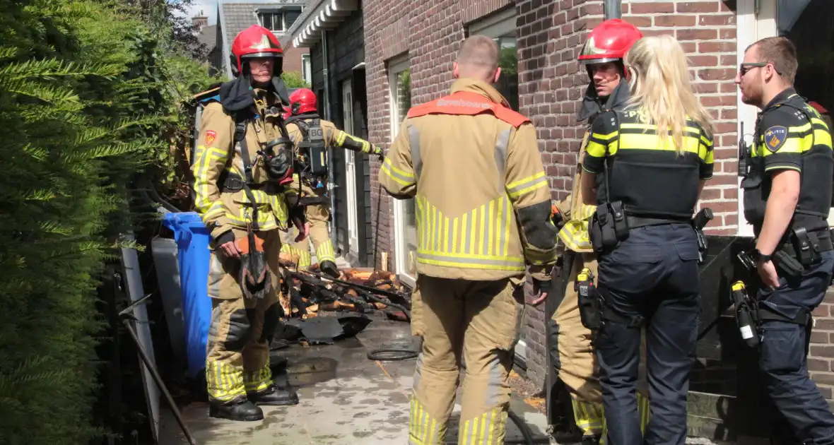 Brand in houthok snel onder controle - Foto 2