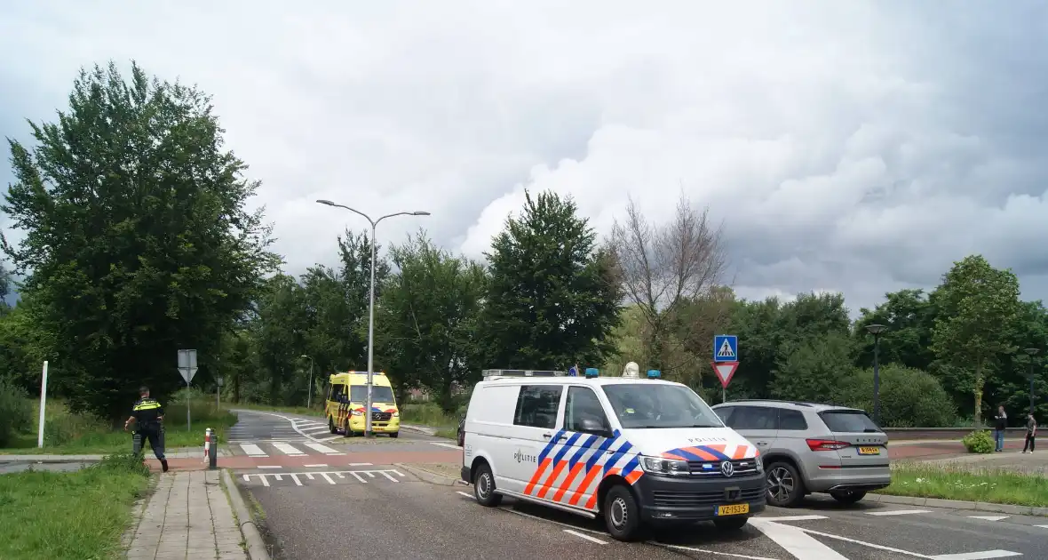 Fietser geschept door automobilist op oversteekplaats - Foto 2