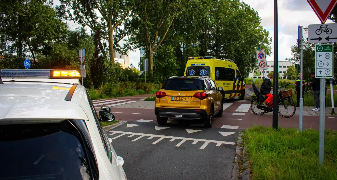 Fietser aangereden op rontonde - Foto 3