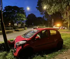 Dronken bestuurder aangehouden na ongeval, inzittende gewond