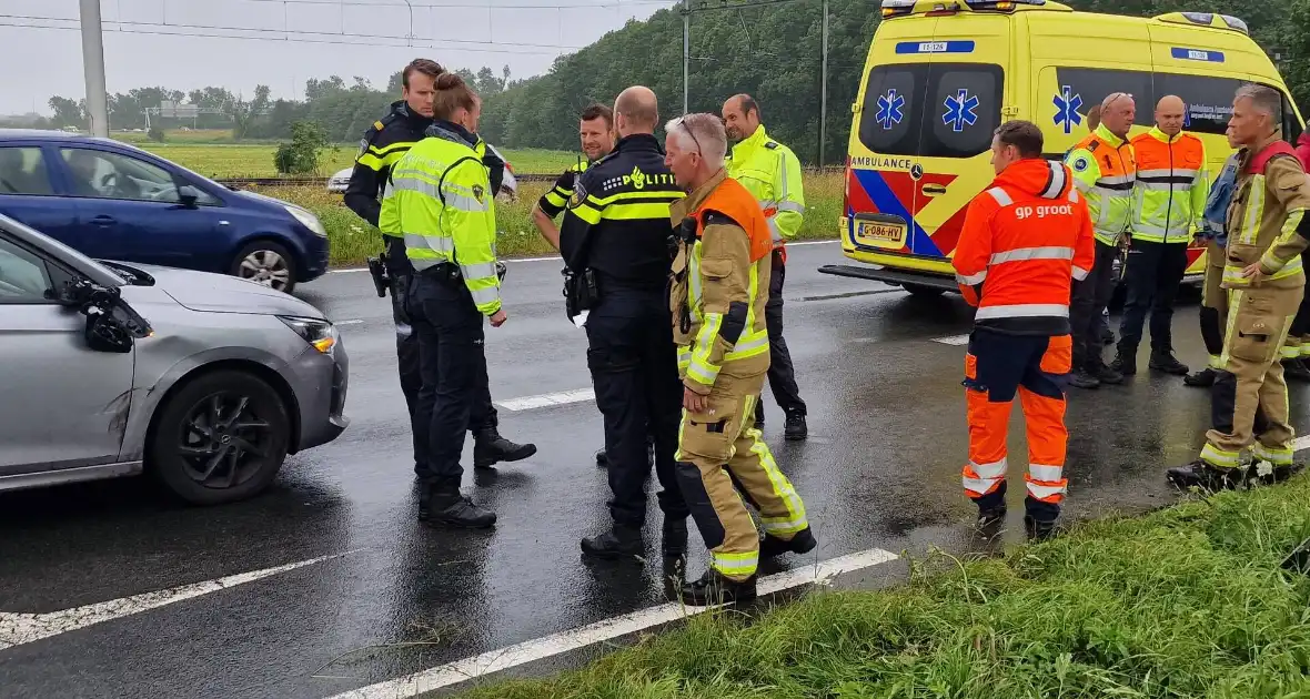 Automobilist ontkomt aan erge afloop bij ongeval - Foto 3