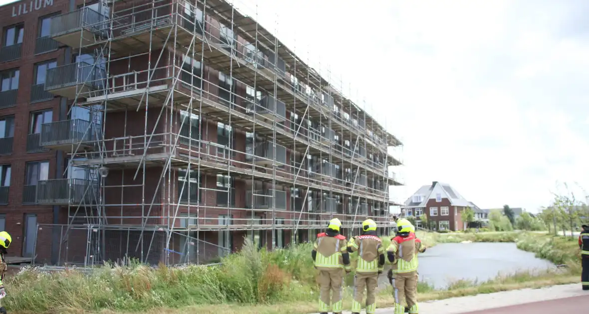 Steigerdelen dreigen weg te waaien - Foto 2