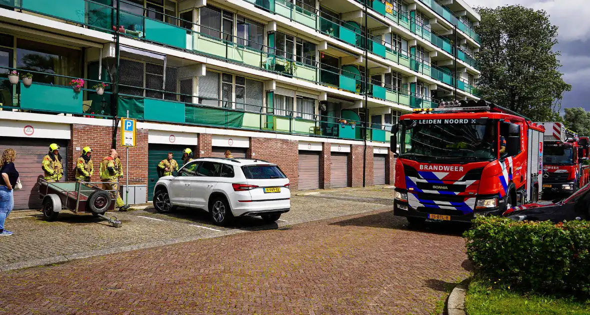 Glasvezelleidingen komen los van flat - Foto 4