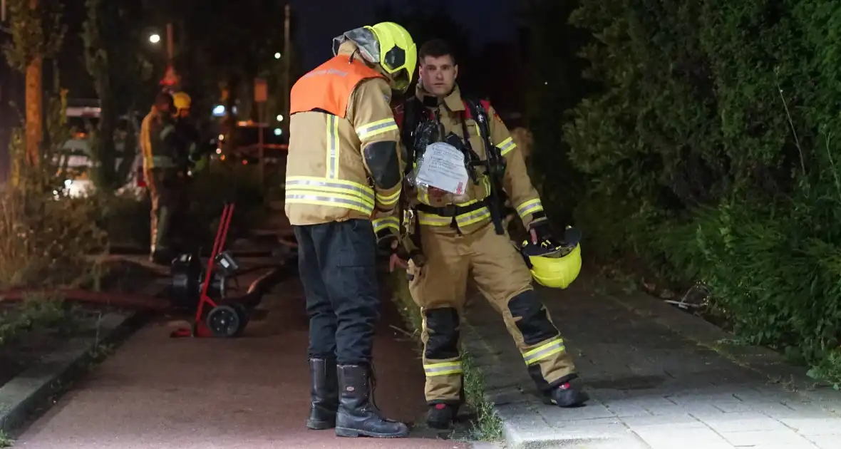 Brandweer blust brand woning - Foto 7