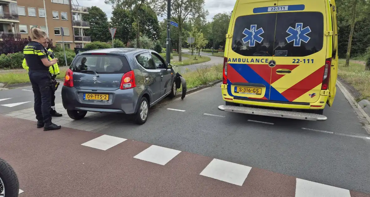 Twee gewonden bij eenzijdige aanrijding - Foto 1