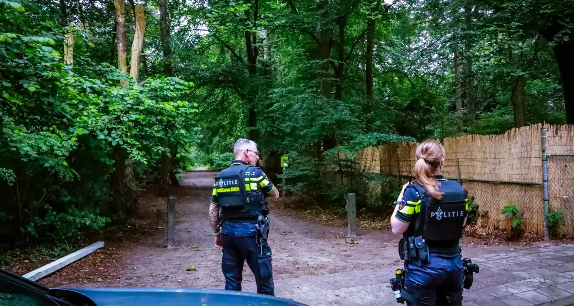 Politie lost schoten bij zoektocht naar voortvluchtige verdachte