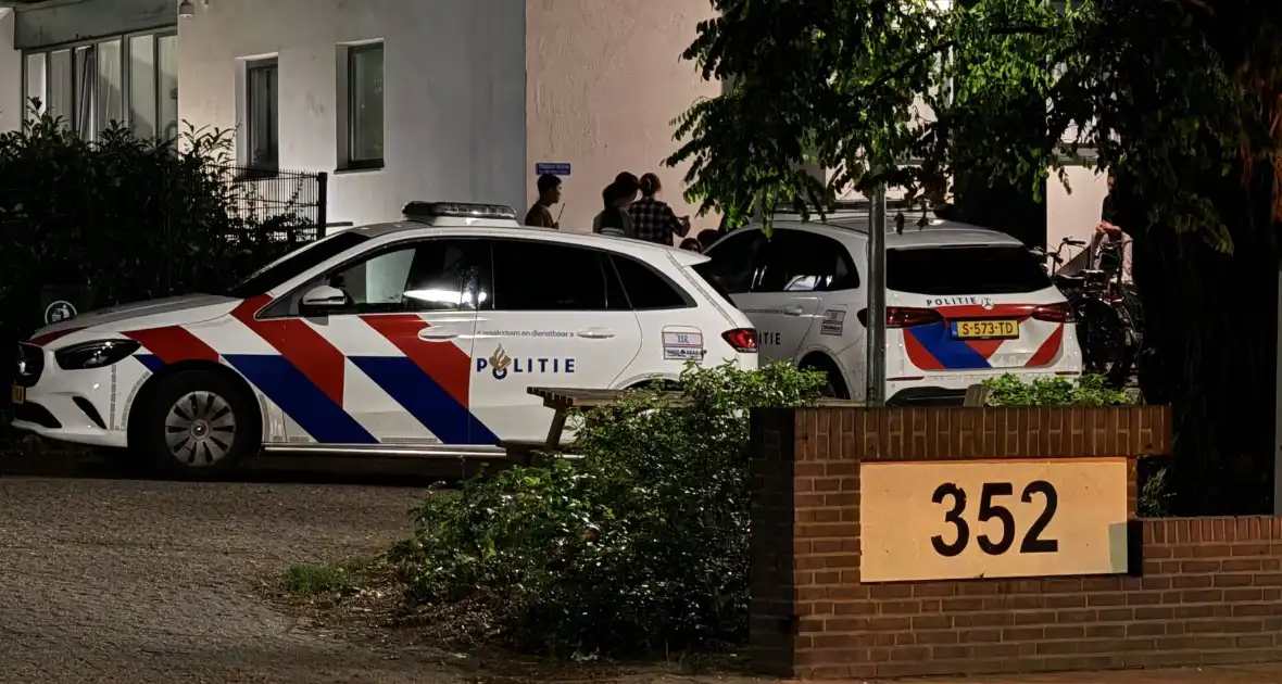 Massale politie-inzet bij melding van steekincident - Foto 1