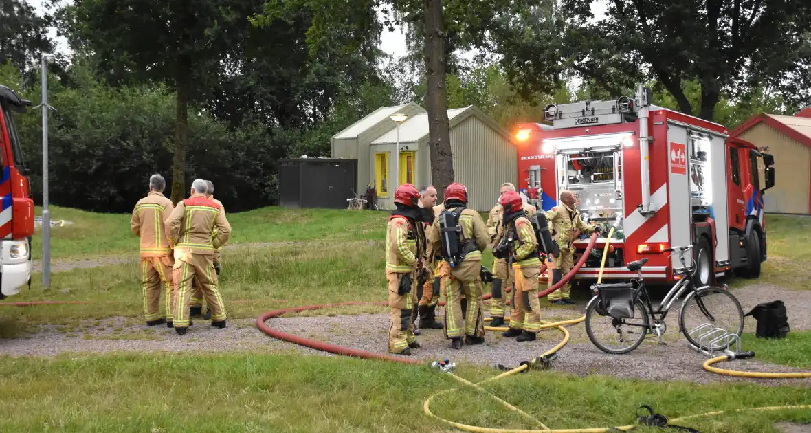 Tiny House volledig uitgebrand, onderzoek naar mogelijke brandstichting - Foto 3