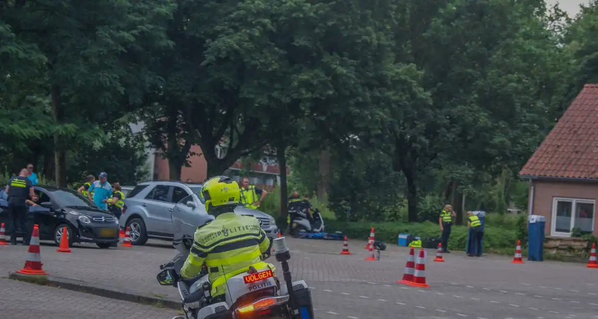 Politie houdt verkeerscontrole met Veilig Verkeer Nederland - Foto 1