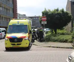 Man valt met scootmobiel en raakt gewond