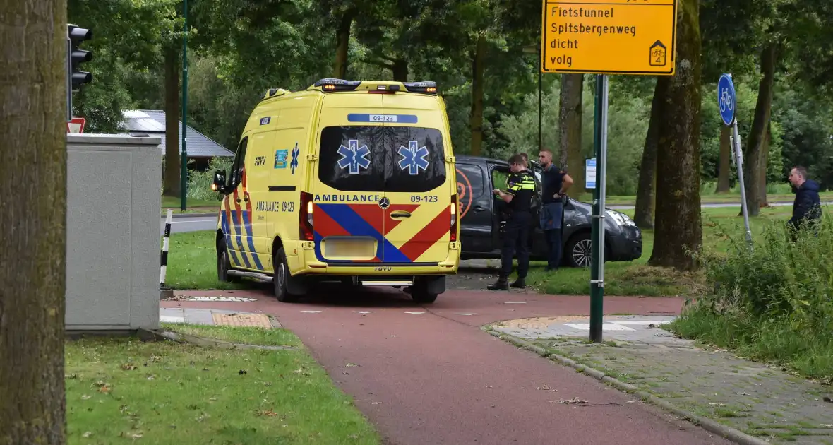 Bezorger onderuit bij eenzijdig ongeval met scooter - Foto 4