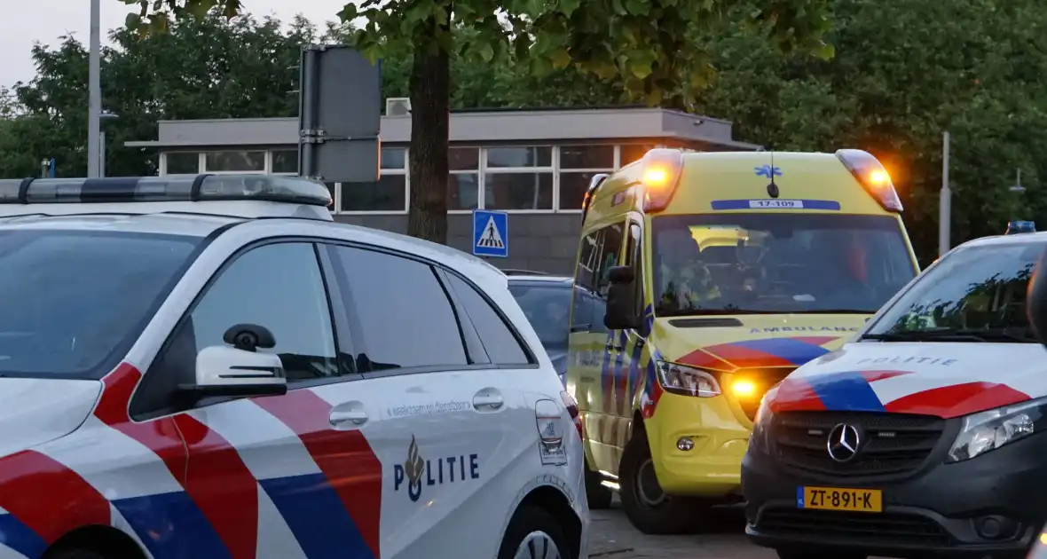 17-Jarige jongen aangehouden na steekincident op straat - Foto 3