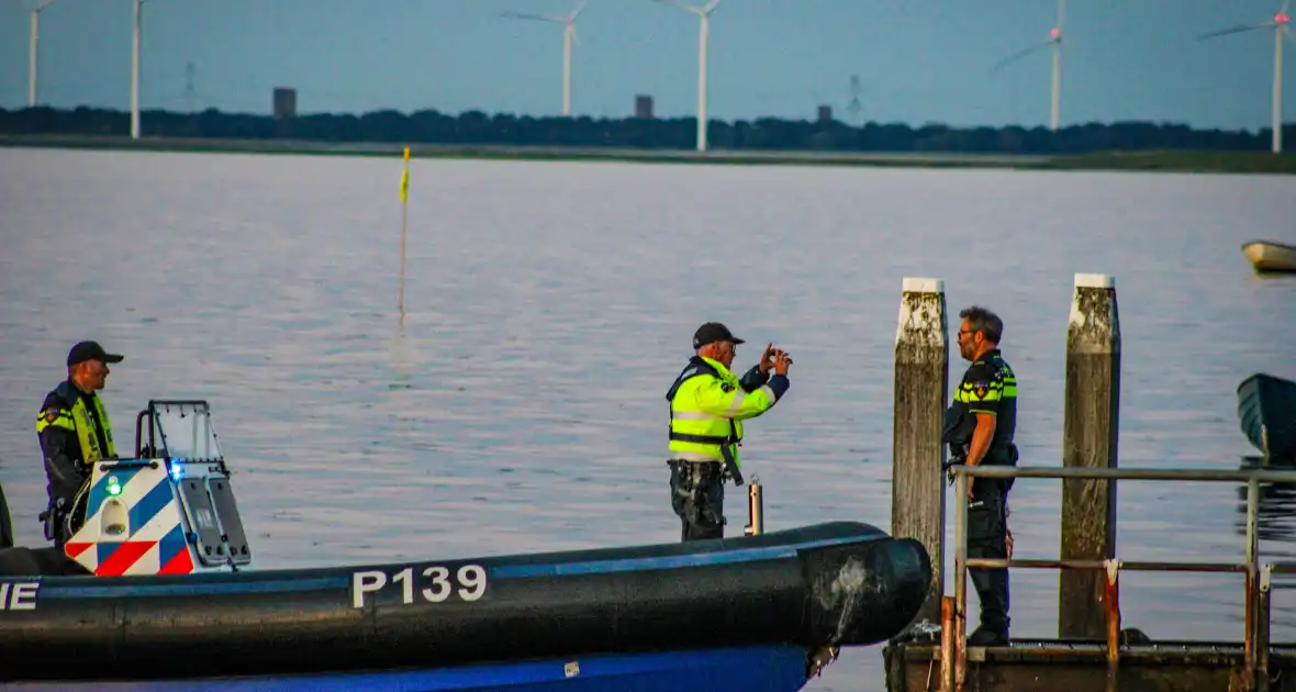 Grote zoekactie nadat getuigen iets uit de lucht zien vallen - Foto 6