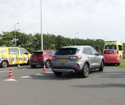 Gewonde bij aanrijding met drie voertuigen