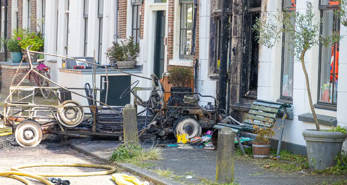 Woning aangetast door voertuigbrand - Foto 2