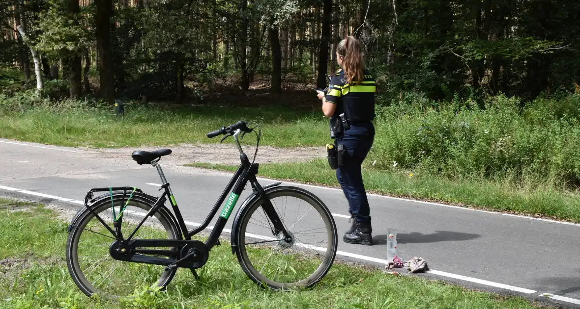 Kind geschept door camper op oversteekplaats - Foto 1