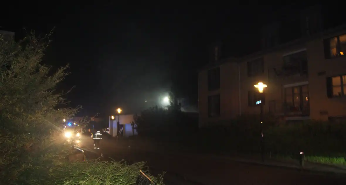 Uitslaande brand bij fietsenwinkel - Foto 5