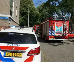 Magnetron vlieg in keuken in brand