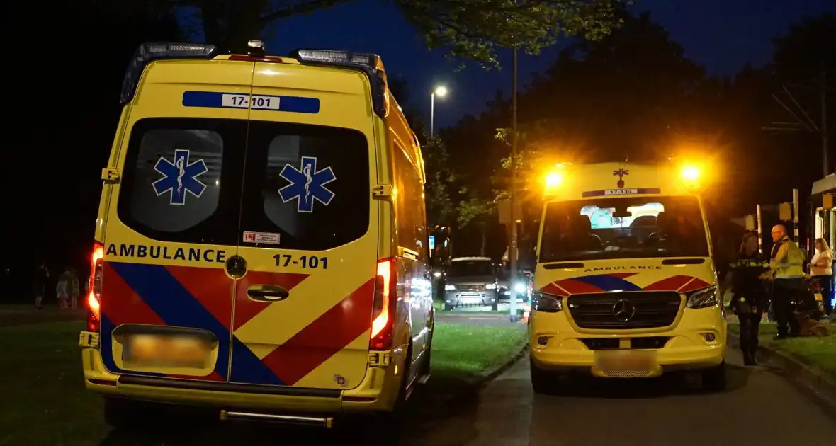 Opzittenden scooter gewond bij botsing met tram - Foto 6