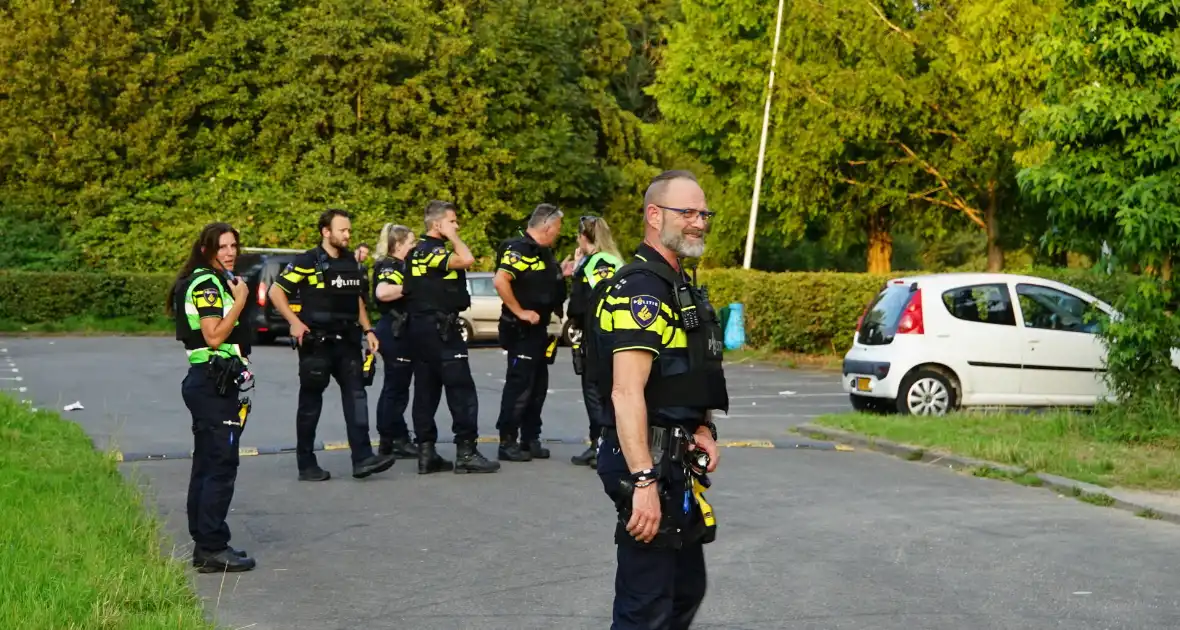 Twee kogelhulzen aangetroffen na schoten - Foto 6