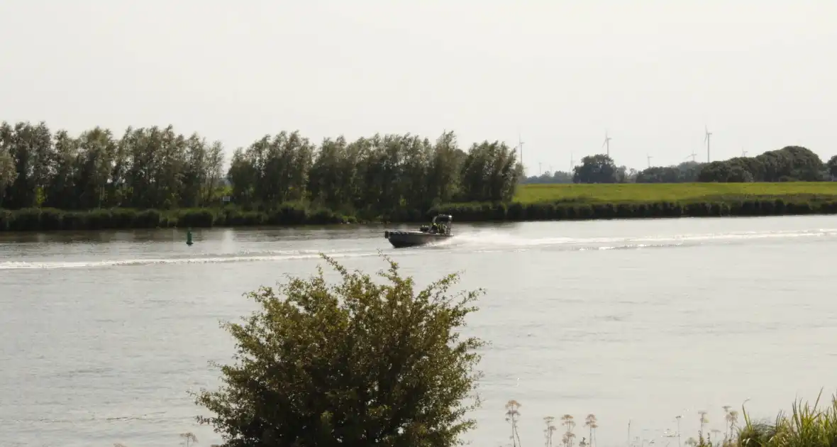 Persoon overleden na grote zoektocht in IJssel - Foto 2