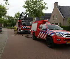 Buren ontdekken brand en slaan alarm