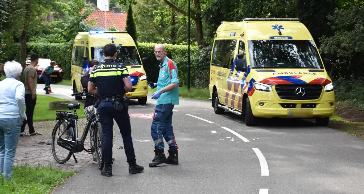 Gewond Persoon naast mountainbike aangetroffen op wegdek