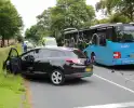 Flinke ravage bij ongeval tussen lijnbus en personenauto