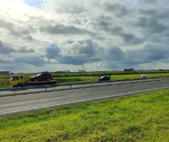 Voertuigen afgesleept na kop-staartbotsing